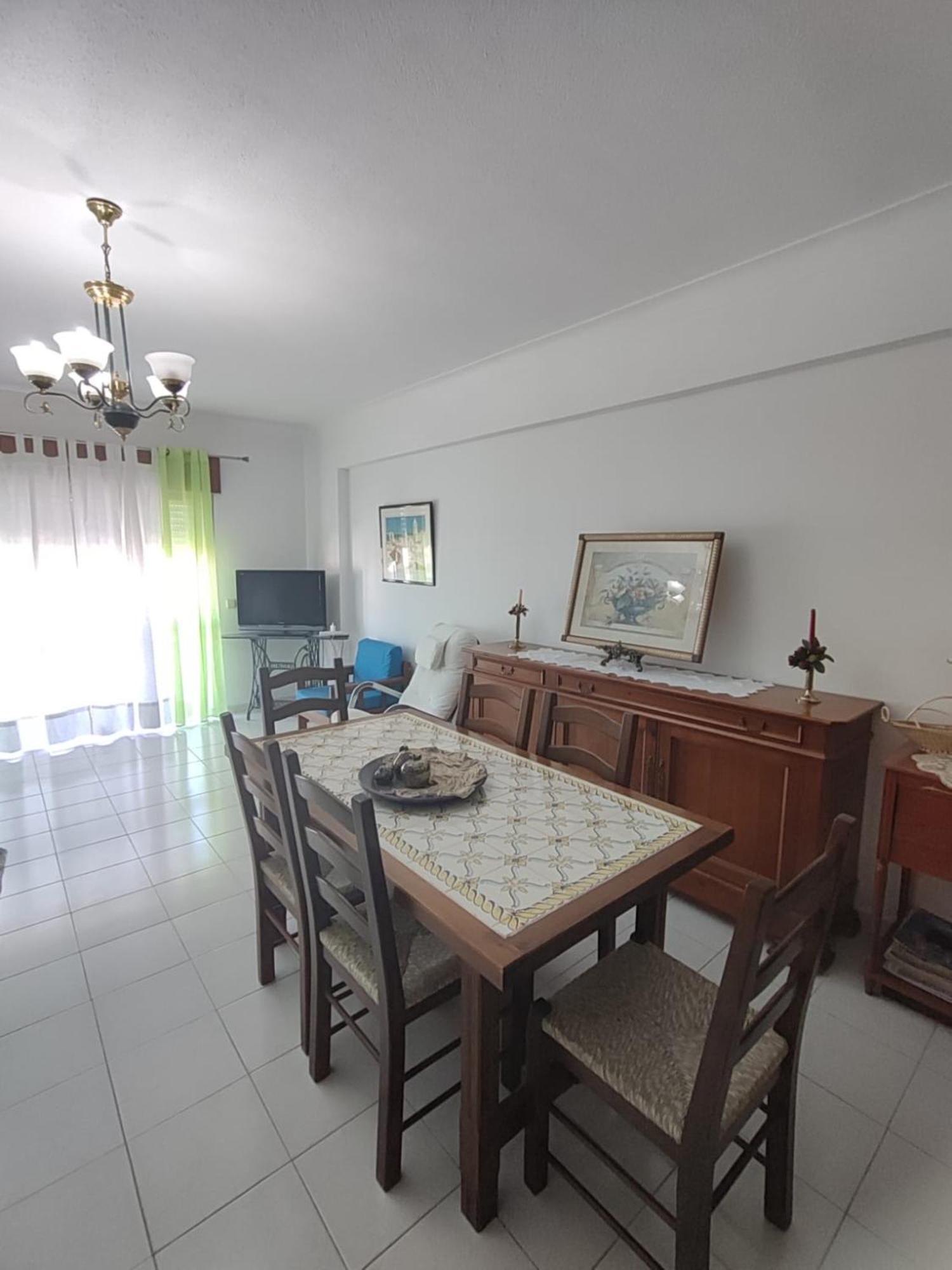 Apartamento 3 Bedrooms Balcony Flat